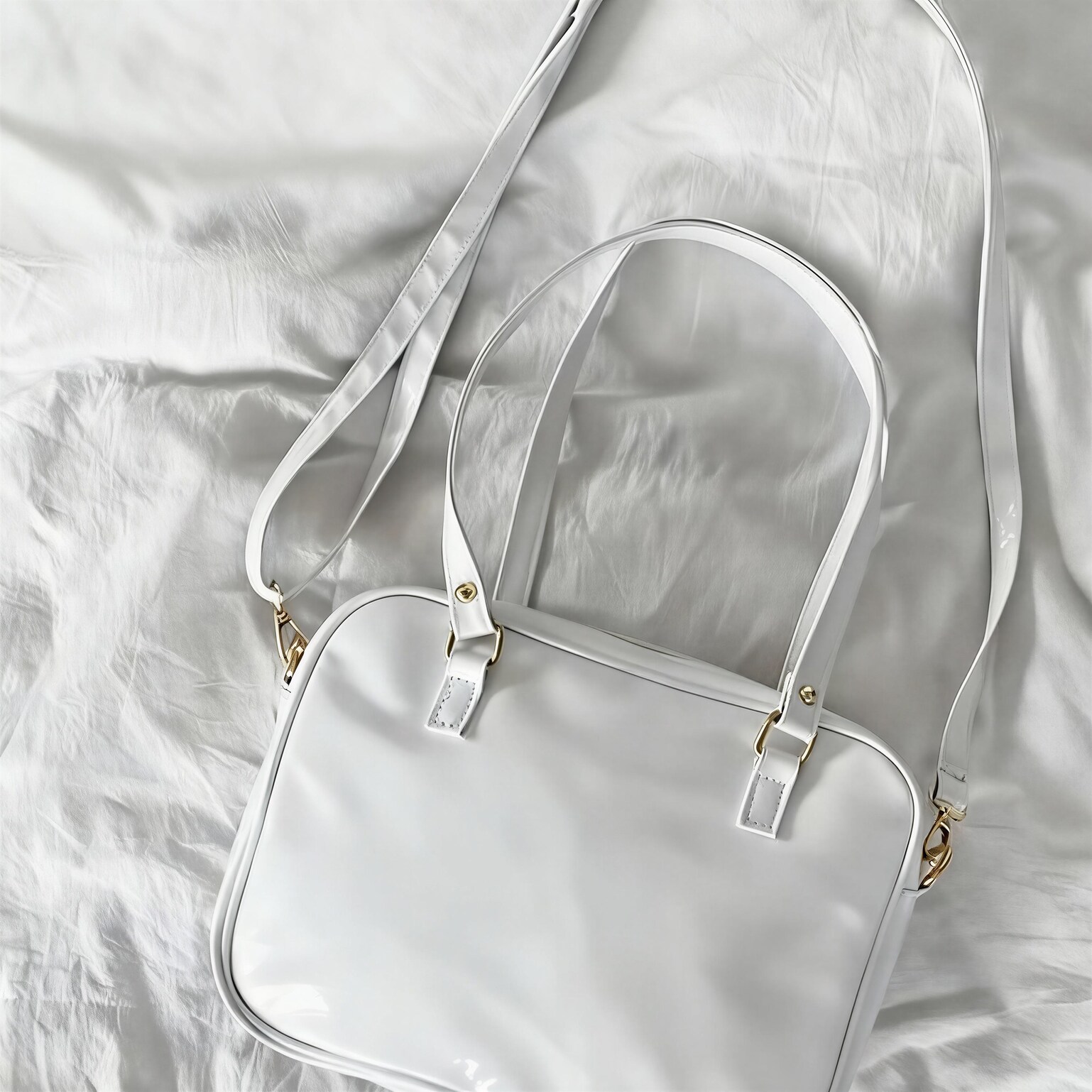 Black Ita Shoulder Bag with Clear Window for Plushies and Pins Black Ita Shoulder Bag with Clear Window for Plushies and Pins — crossbody ita bag detail view