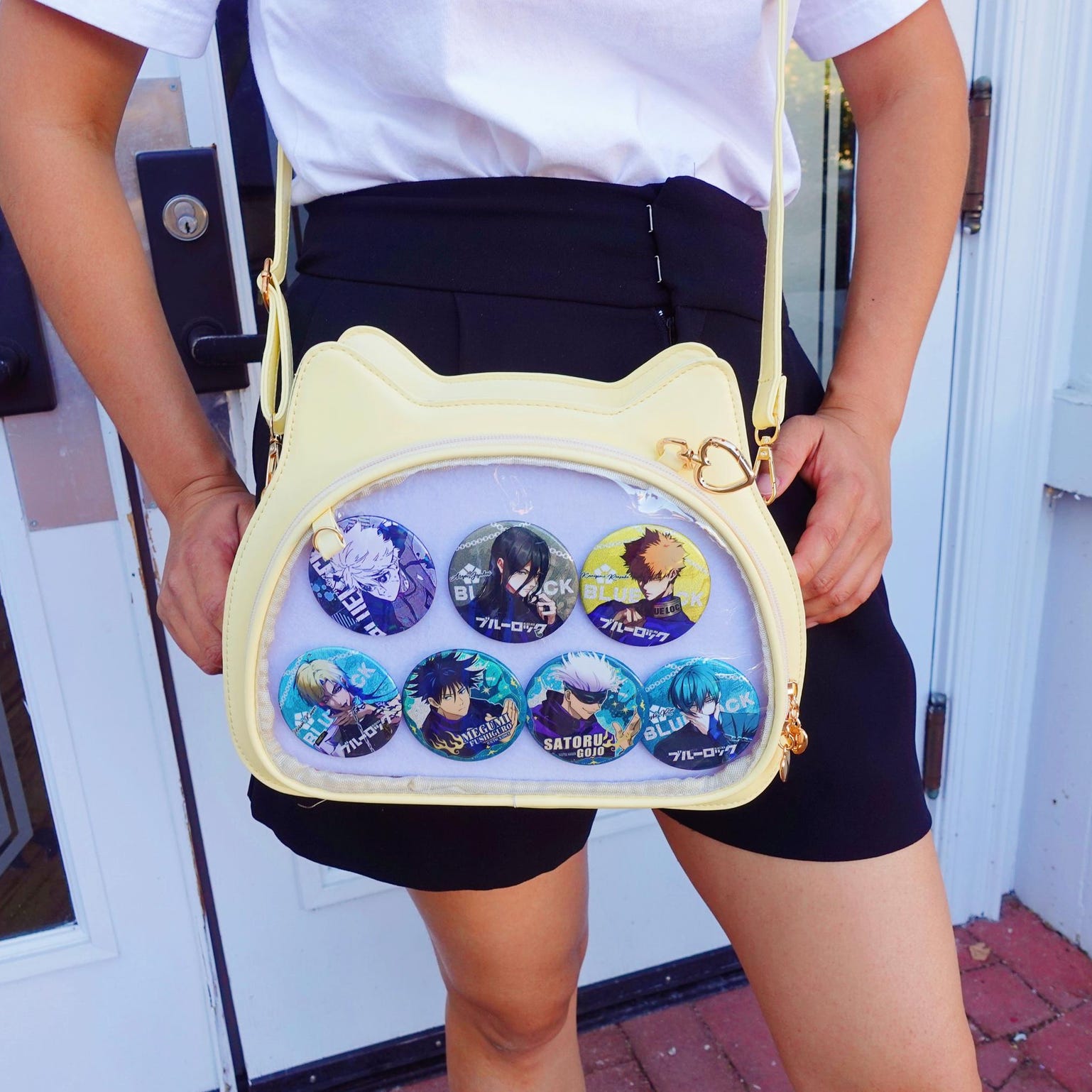Black Kawaii Cat Convertible Ita Bag with Clear Window for Plushies and Pins Black Kawaii Cat Convertible Ita Bag with Clear Window for Plushies and Pins — ita bag with clear display window