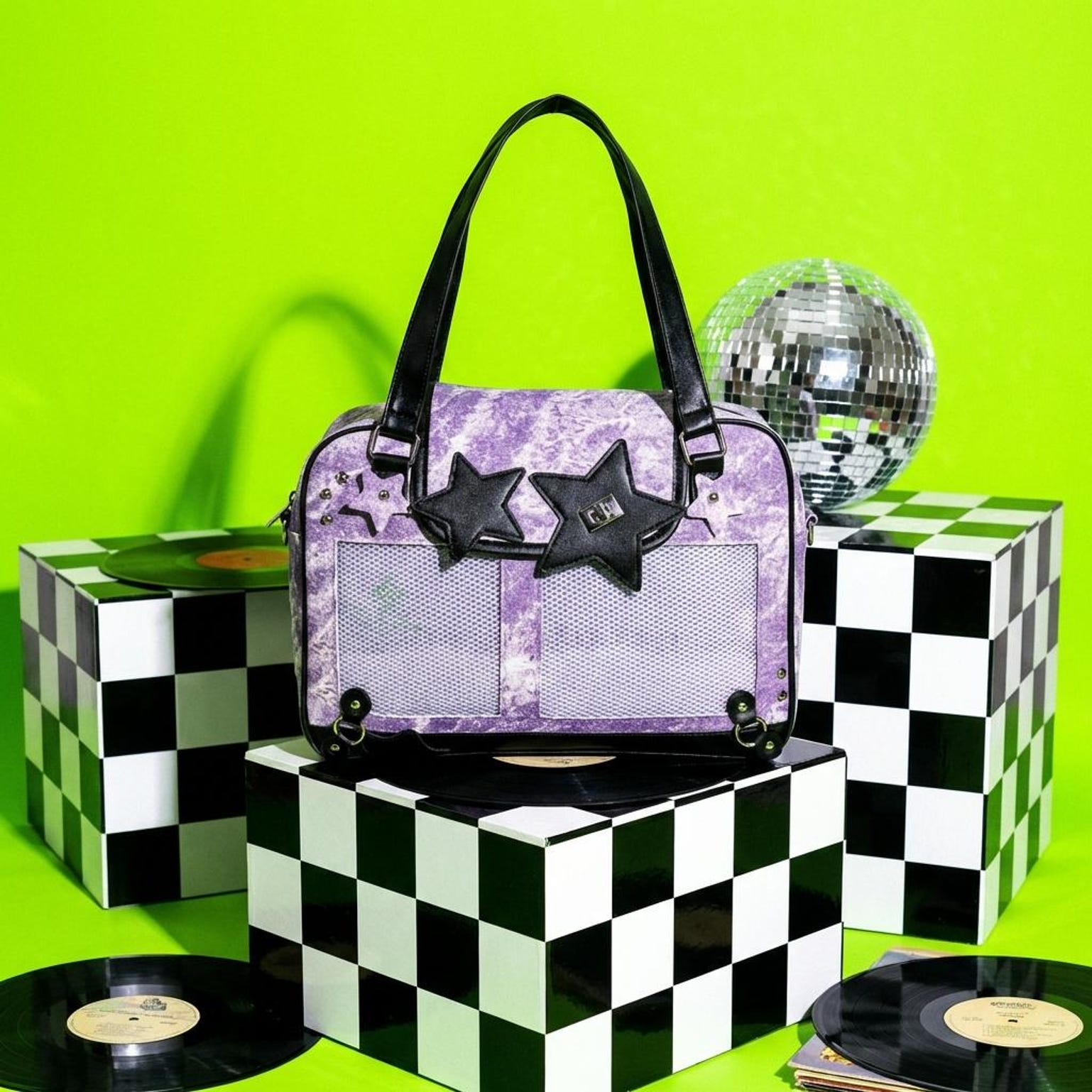 Black Kawaii Convertible Ita Bag for Pin Display Black Kawaii Convertible Ita Bag for Pin Display — ita bag detail view