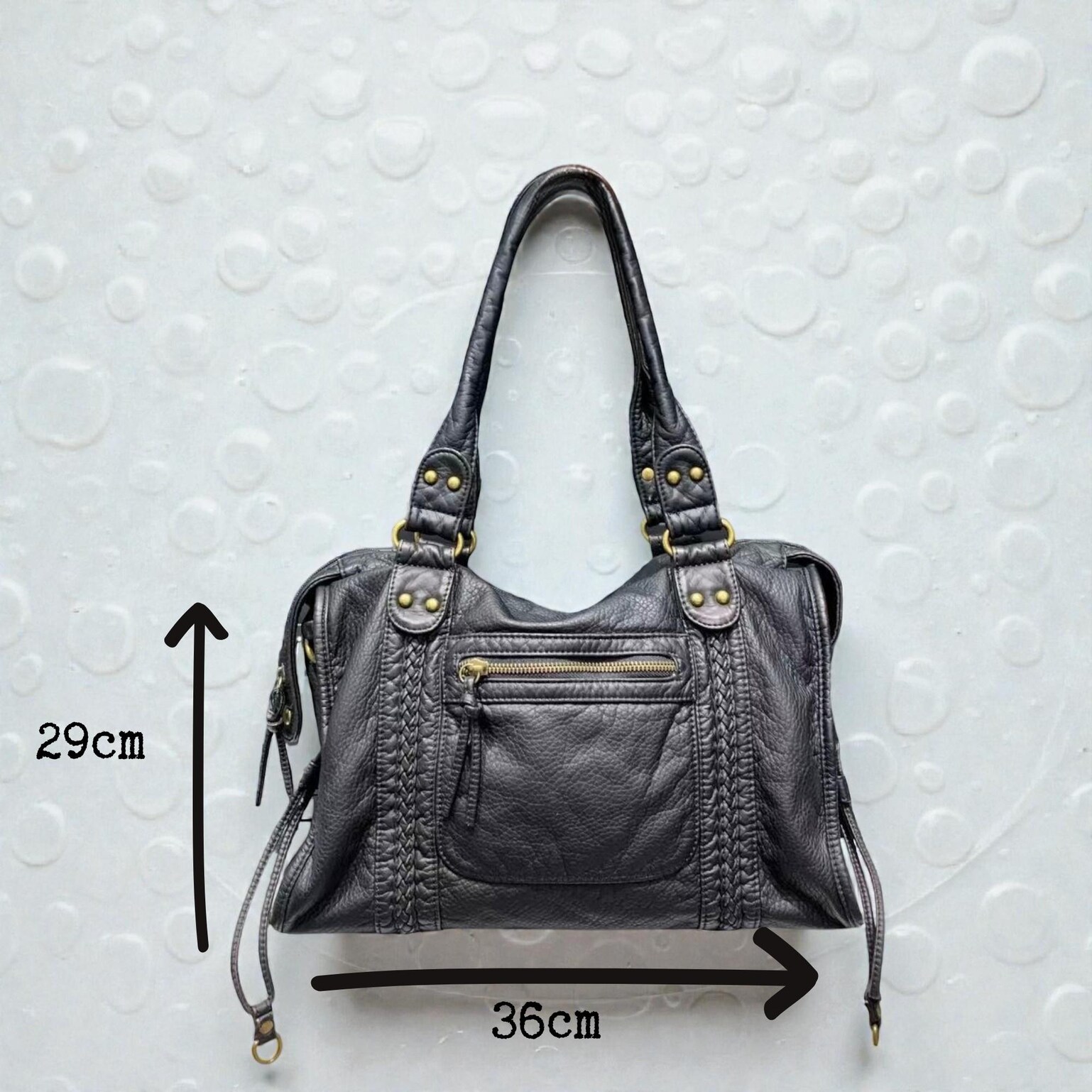 Black Y2K Vintage Crossbody Bag for Pin Display Black Y2K Vintage Crossbody Bag for Pin Display — crossbody ita bag detail view