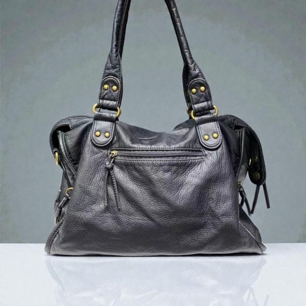 Black Y2K Vintage Crossbody Bag for Pin Display — crossbody ita bag detail view