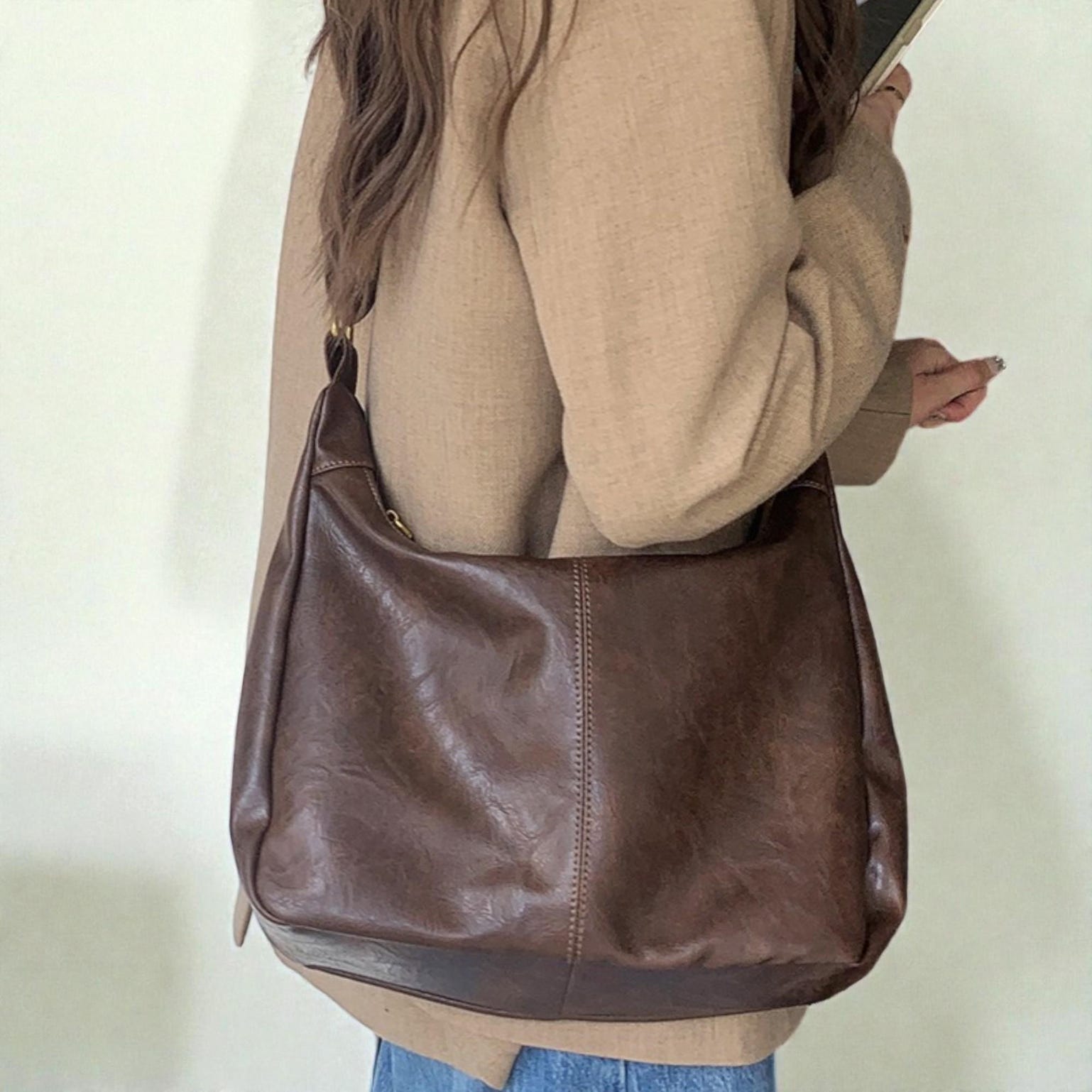 Convertible Bag for Pin Display Convertible Bag for Pin Display — ita bag detail view