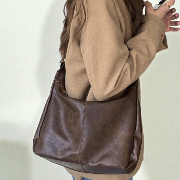 Convertible Bag for Pin Display — ita bag detail view