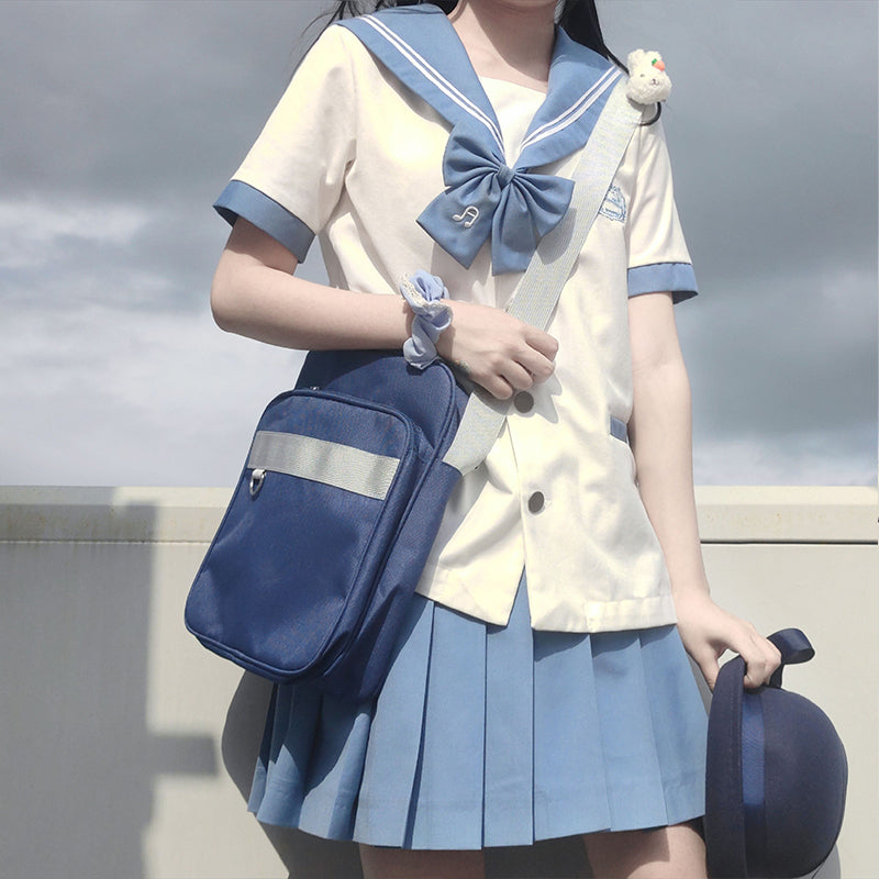 Crossbody Bag for Plushies and Pins Crossbody Bag for Plushies and Pins — crossbody ita bag detail view