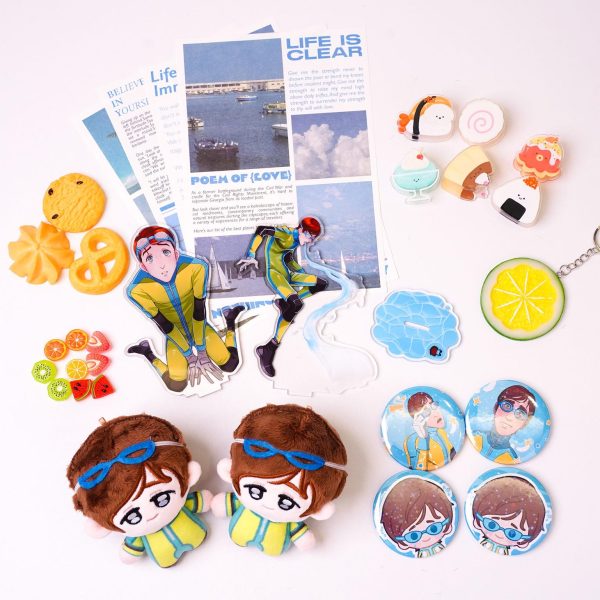 Ita Backpack with Clear Window for Plushies and Pins — ita backpack detail view