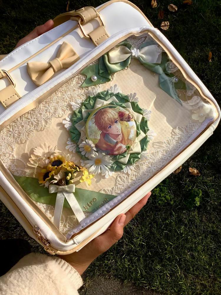 Ita Bag with Clear Window for Pin Display Ita Bag with Clear Window for Pin Display — ita bag detail view