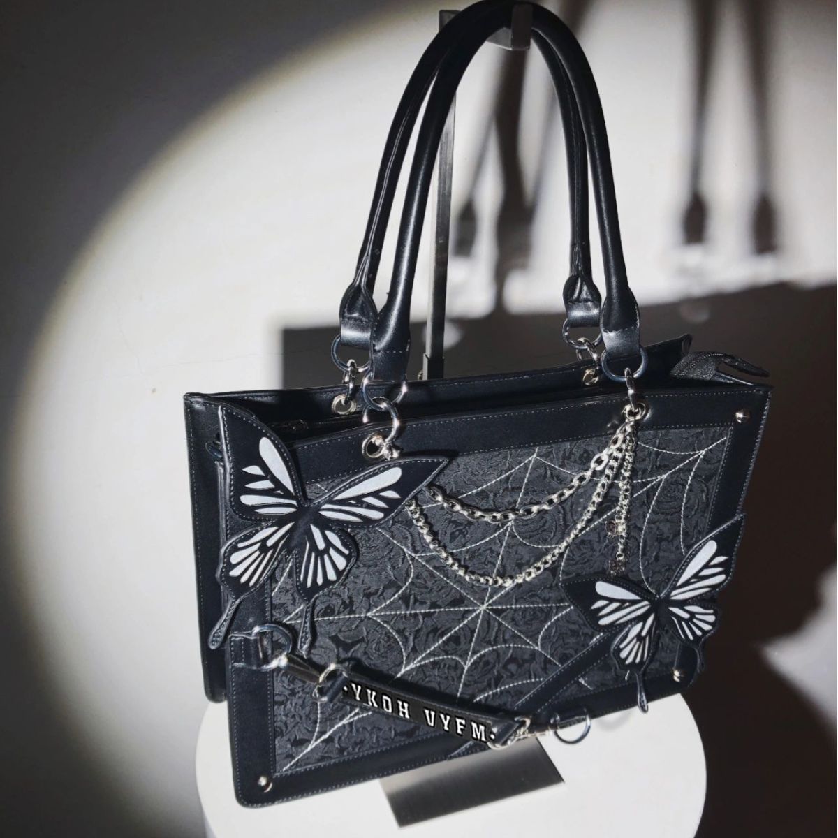 Ita Tote Bag Ita Tote Bag — ita tote bag detail view