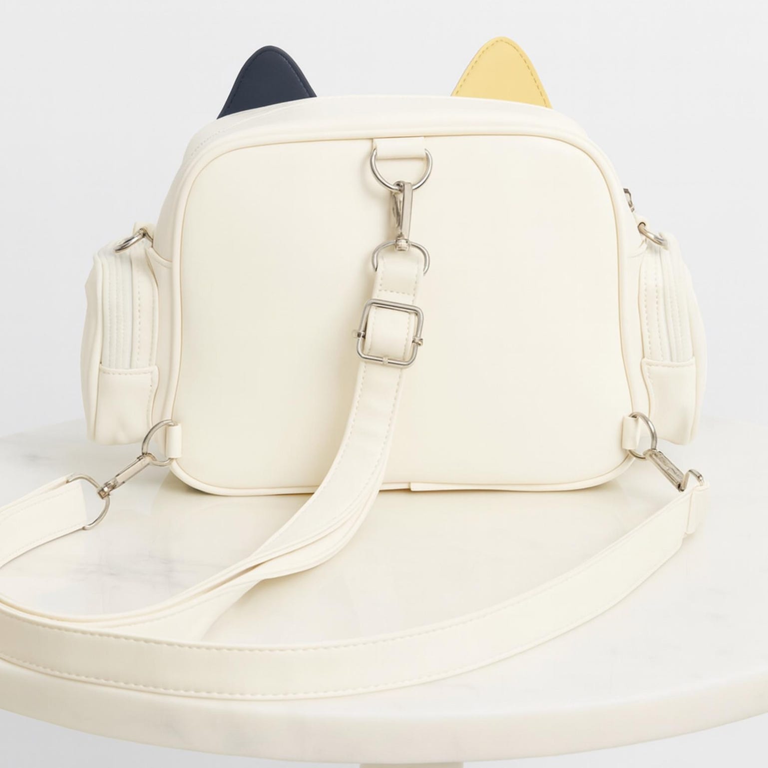 Kawaii Cat Ita Backpack with Clear Window for Plushies and Pins Kawaii Cat Ita Backpack with Clear Window for Plushies and Pins — ita backpack detail view