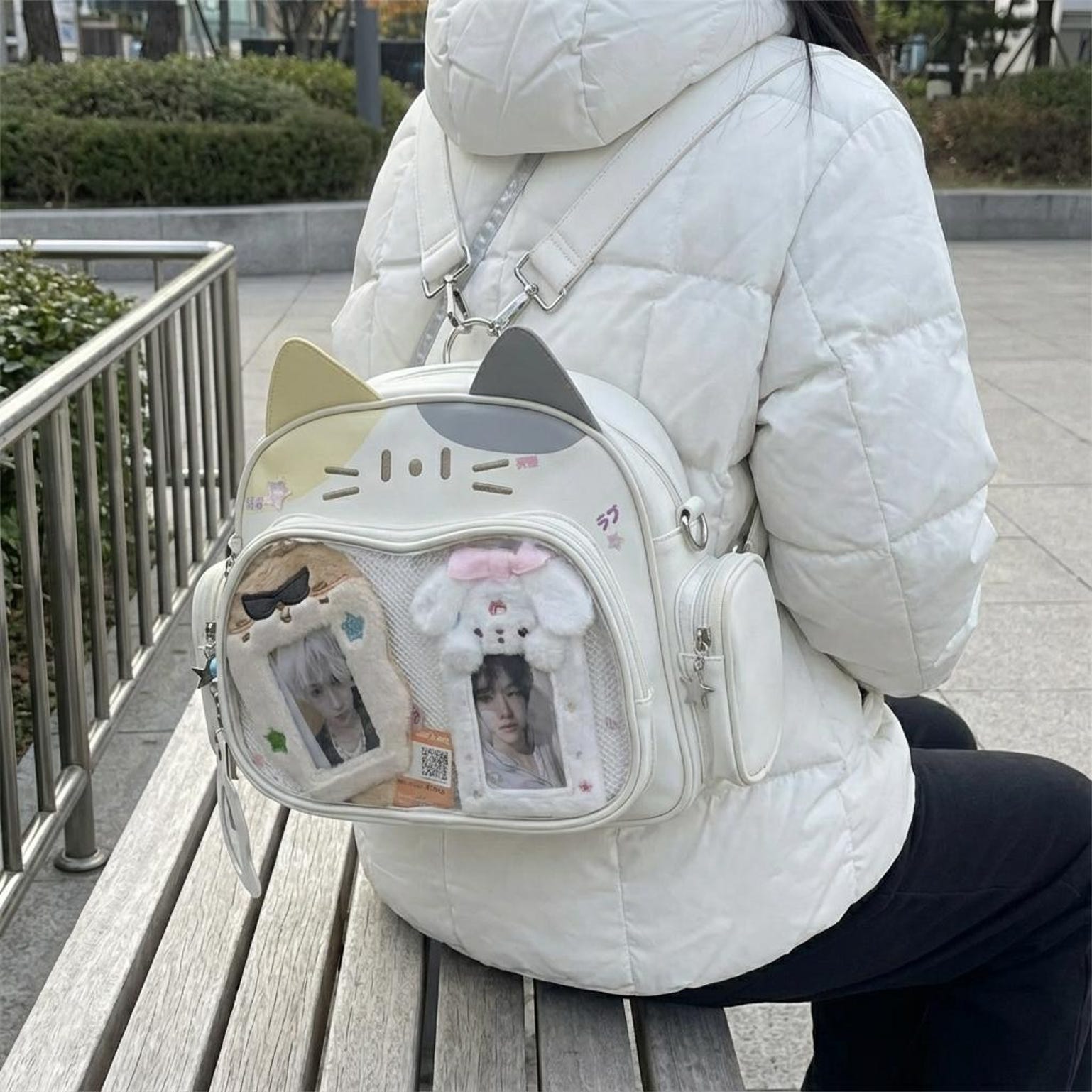 Kawaii Cat Ita Shoulder Bag with Clear Window for Photocards and Pins Kawaii Cat Ita Shoulder Bag with Clear Window for Photocards and Pins — crossbody ita bag detail view