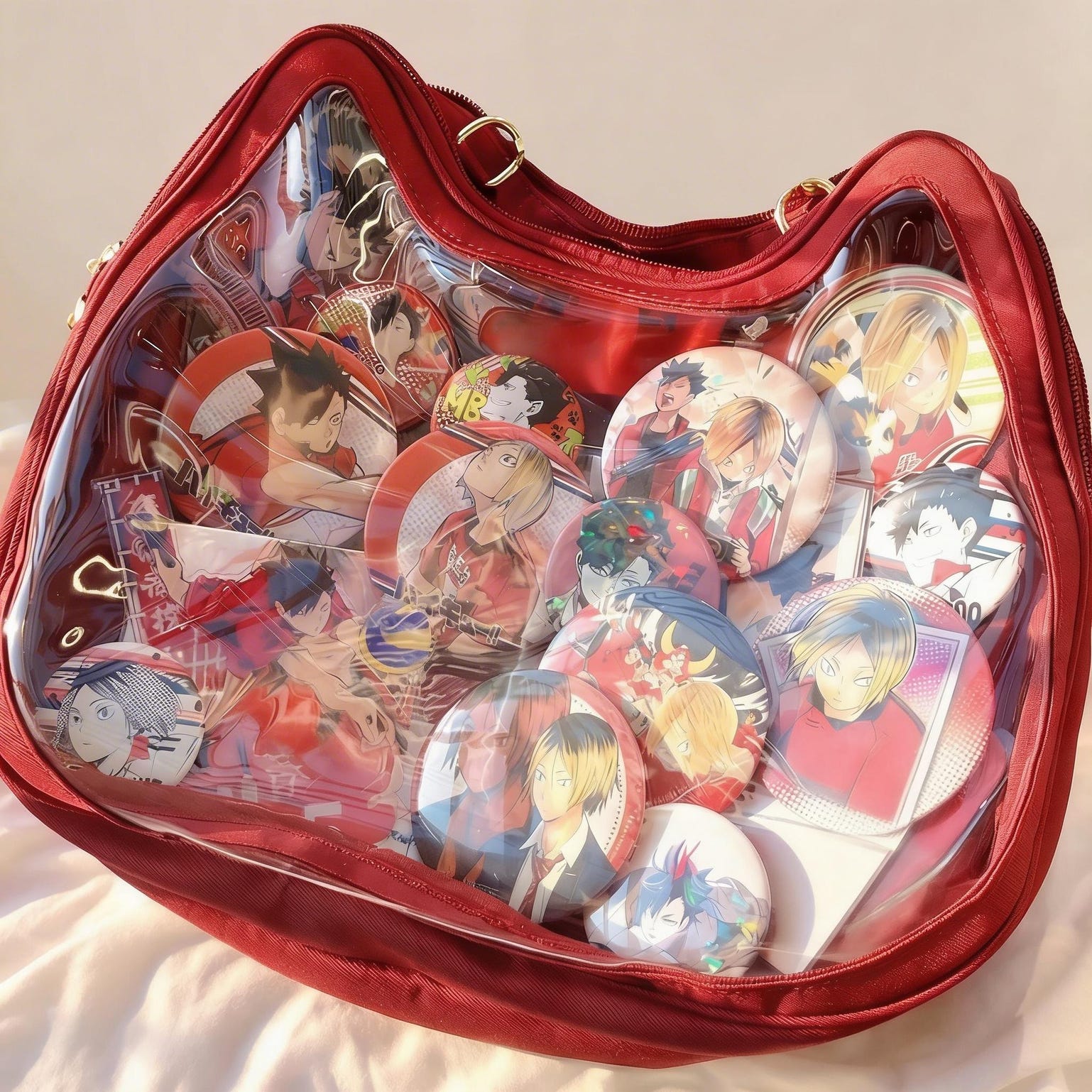 Kawaii Cat Ita Shoulder Bag with Clear Window for Plushies and Pins Kawaii Cat Ita Shoulder Bag with Clear Window for Plushies and Pins — crossbody ita bag detail view