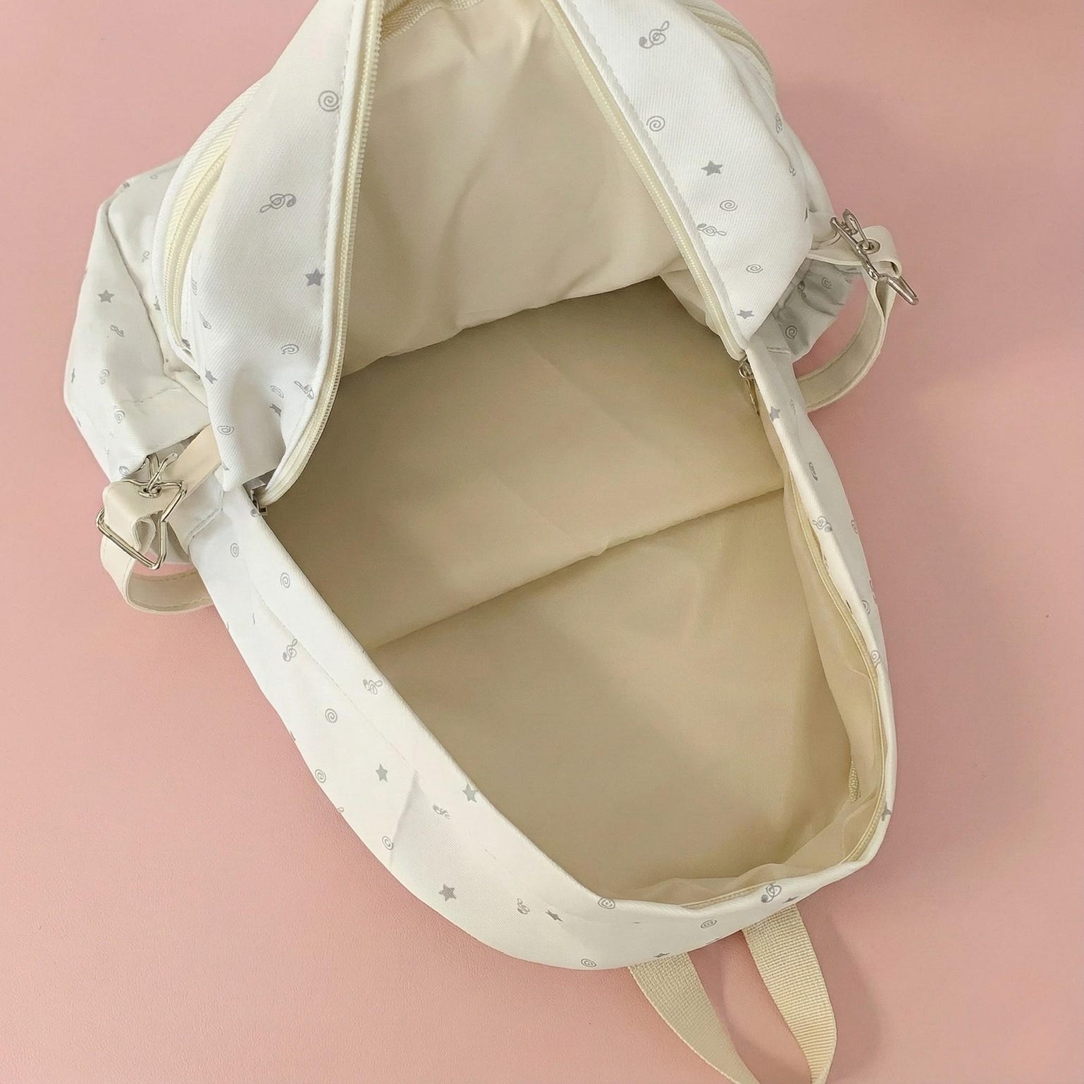 Kawaii Ita Backpack for Pin Display Kawaii Ita Backpack for Pin Display — ita backpack detail view