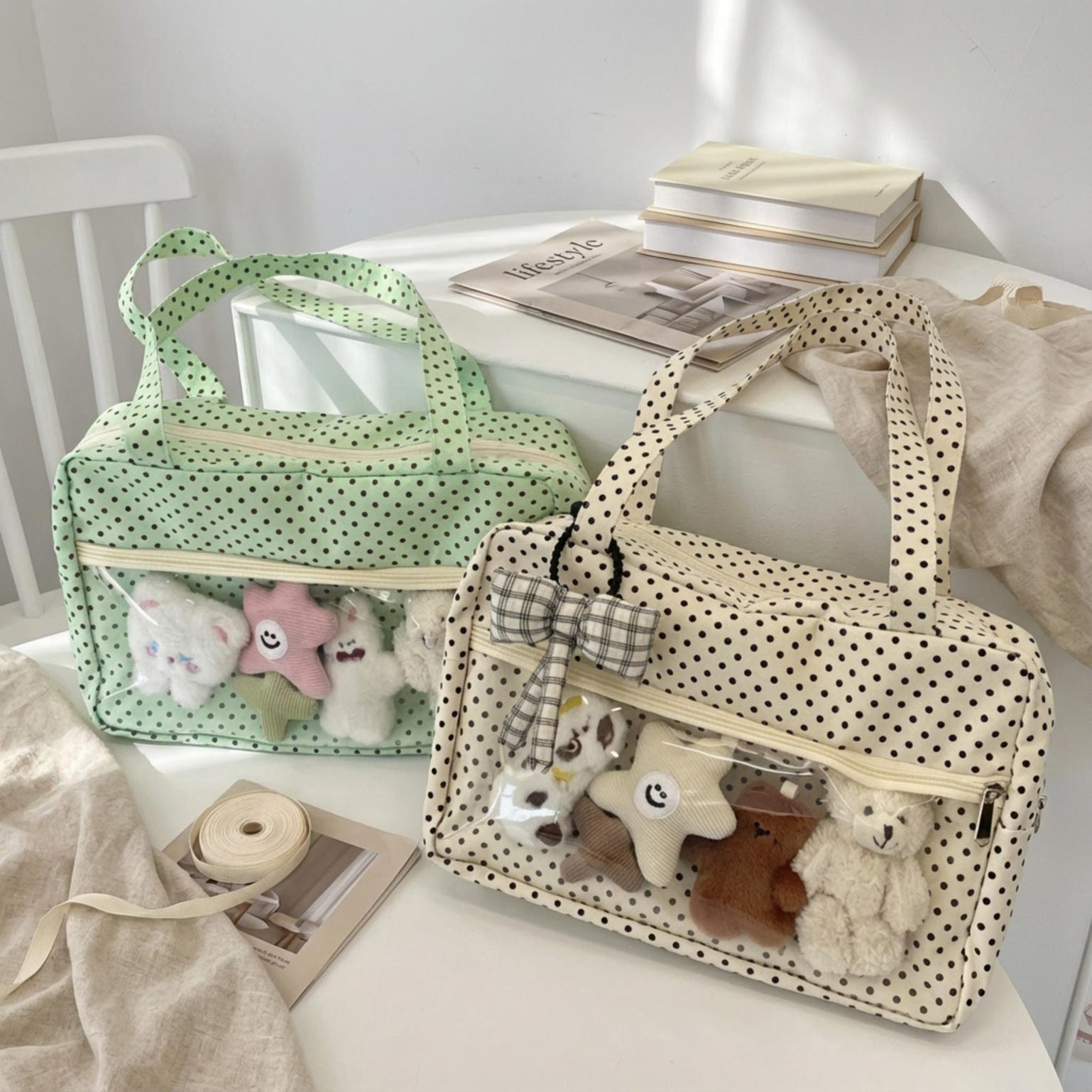 Kawaii Ita Shoulder Bag for Photocards and Pins Kawaii Ita Shoulder Bag for Photocards and Pins — crossbody ita bag with clear display window