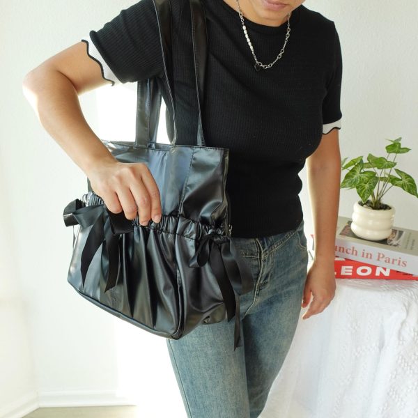 Kawaii Ita Shoulder Bag with Clear Window for Pin Display — crossbody ita bag detail view