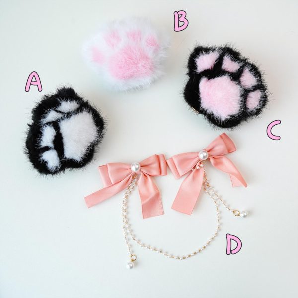 Kawaii Ita Shoulder Bag with Clear Window for Plushies and Pins — crossbody ita bag detail view