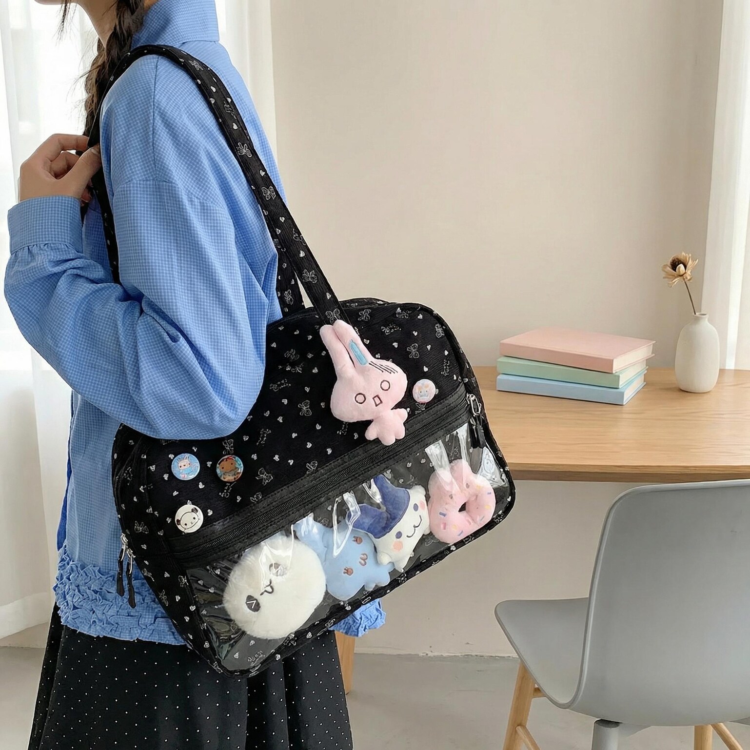 Kawaii Ita Shoulder Bag with Clear Window for Plushies and Pins Kawaii Ita Shoulder Bag with Clear Window for Plushies and Pins — crossbody ita bag detail view