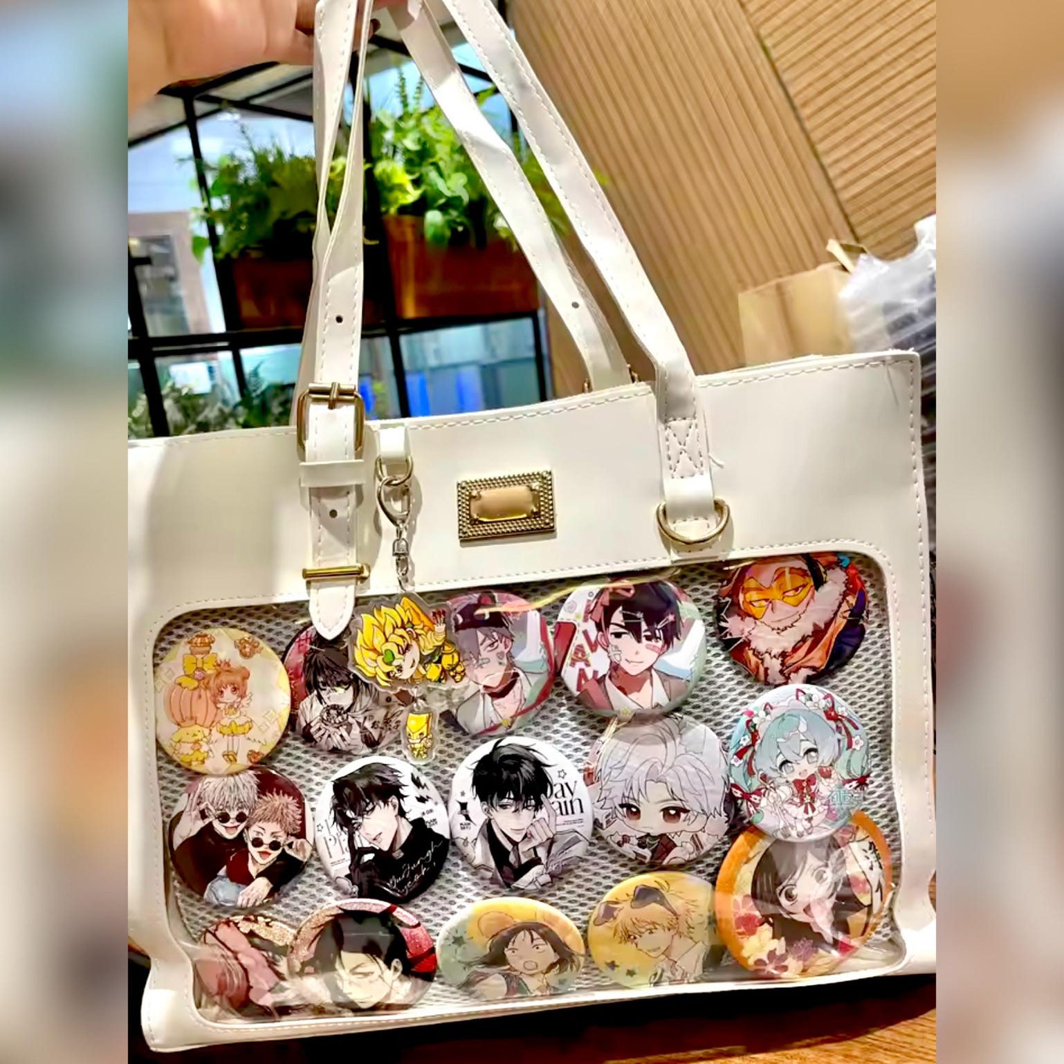 Large Black Ita Crossbody Bag with Clear Window Large Black Ita Crossbody Bag with Clear Window — crossbody ita bag detail view