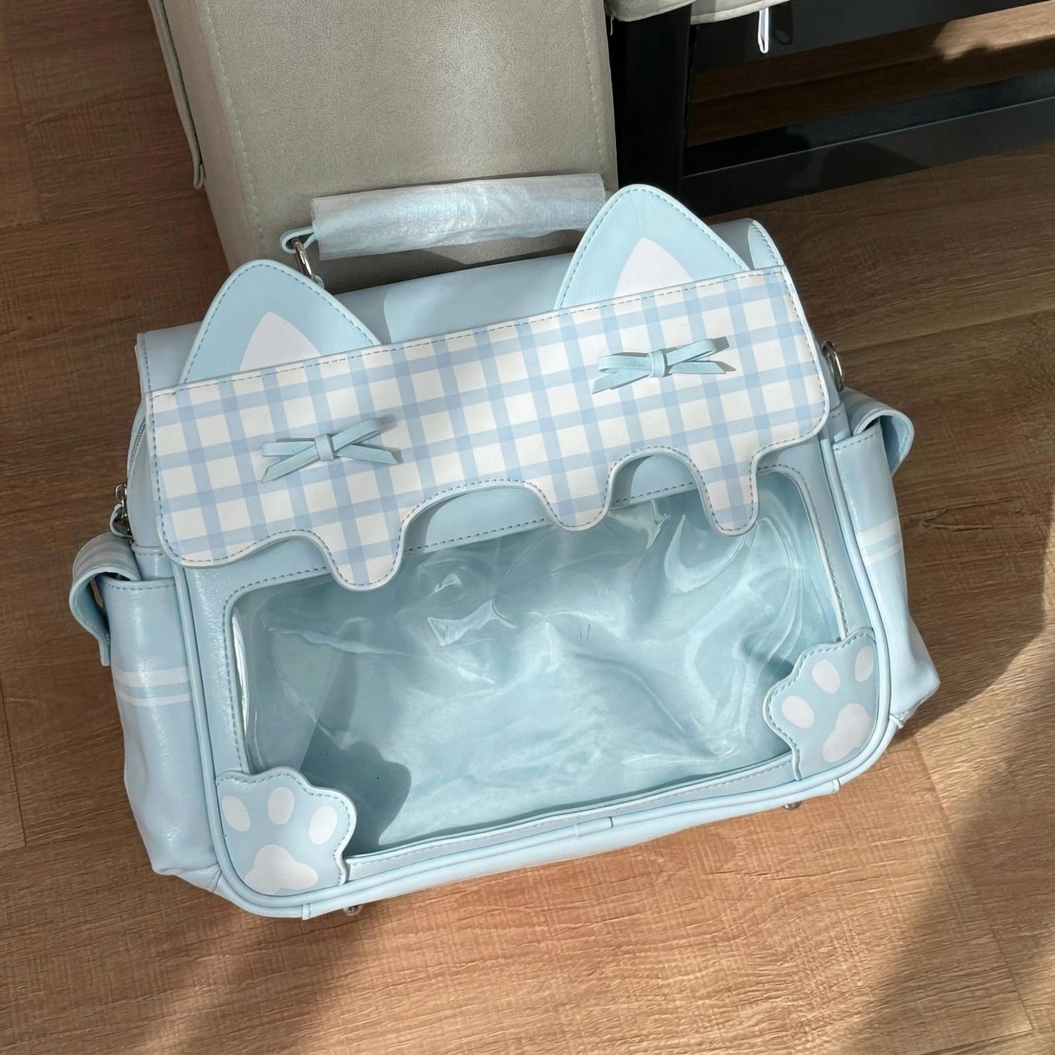 Large Cat Ita Crossbody Bag with Clear Window for Plushies and Pins Large Cat Ita Crossbody Bag with Clear Window for Plushies and Pins — crossbody ita bag detail view