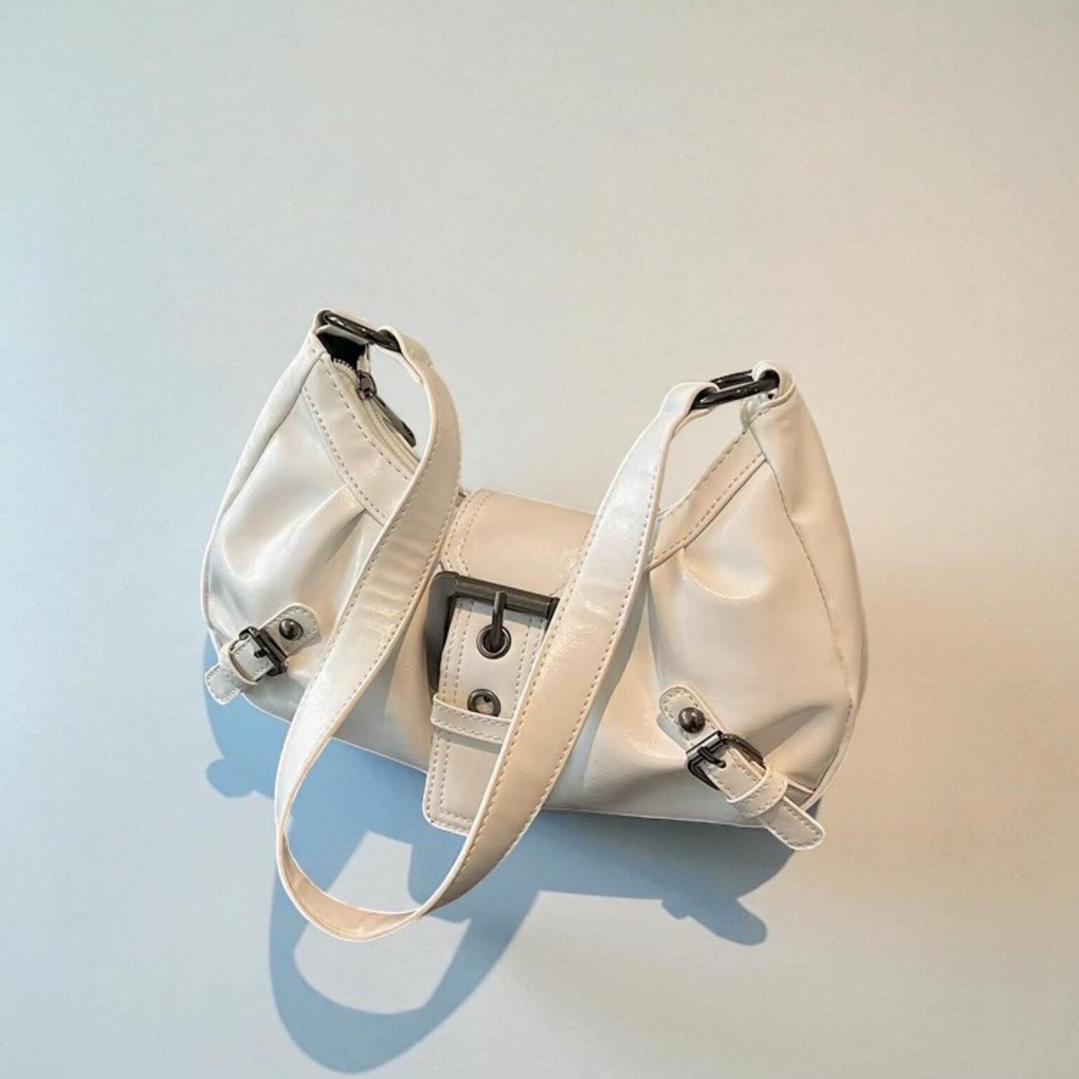 Mini Vintage Shoulder Bag Mini Vintage Shoulder Bag — crossbody ita bag detail view