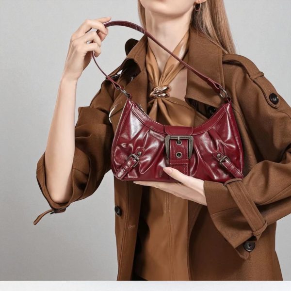 Mini Y2K Vintage Shoulder Bag for Pin Display — crossbody ita bag detail view