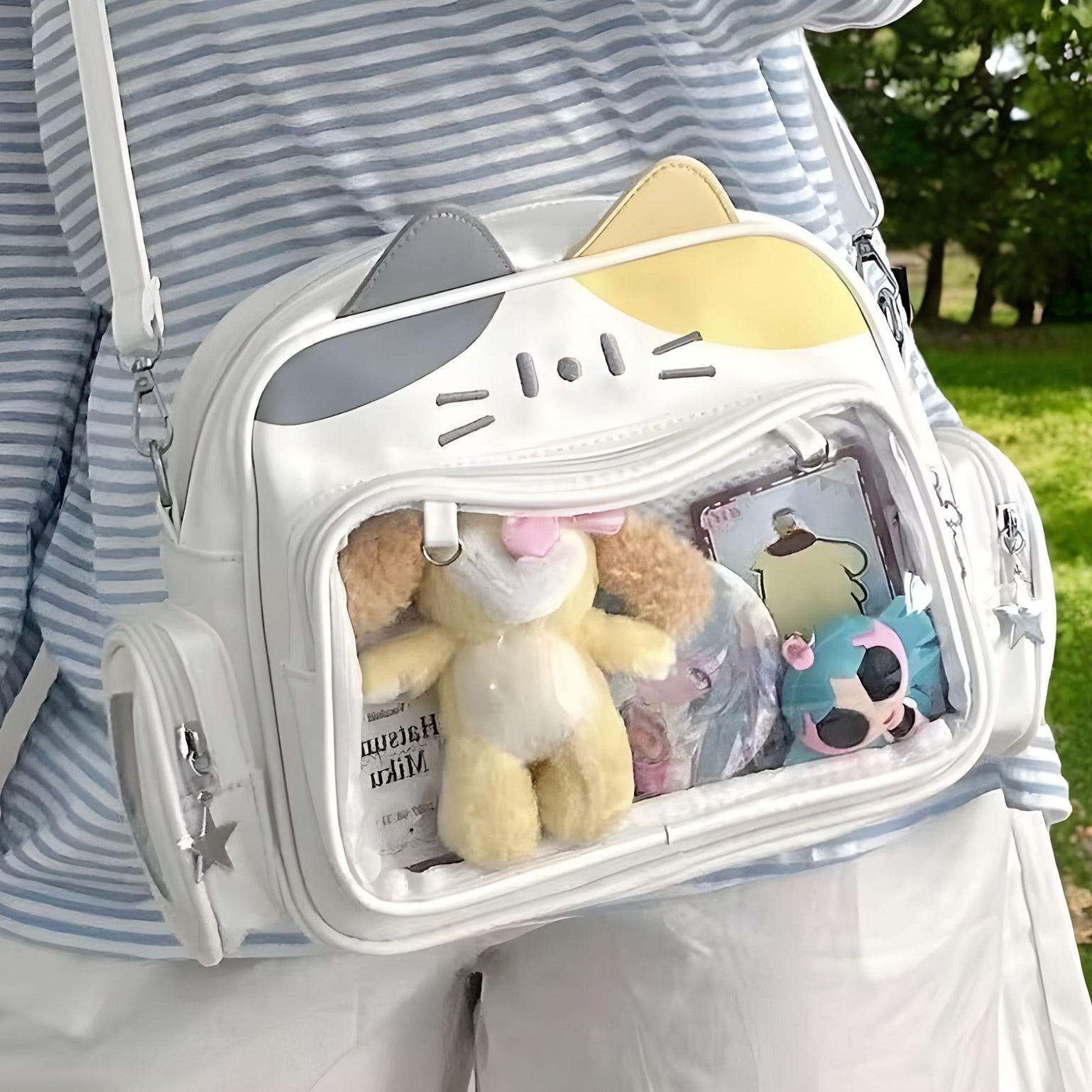 Pastel Cat Ita Shoulder Bag for Pin Display Pastel Cat Ita Shoulder Bag for Pin Display — crossbody ita bag detail view