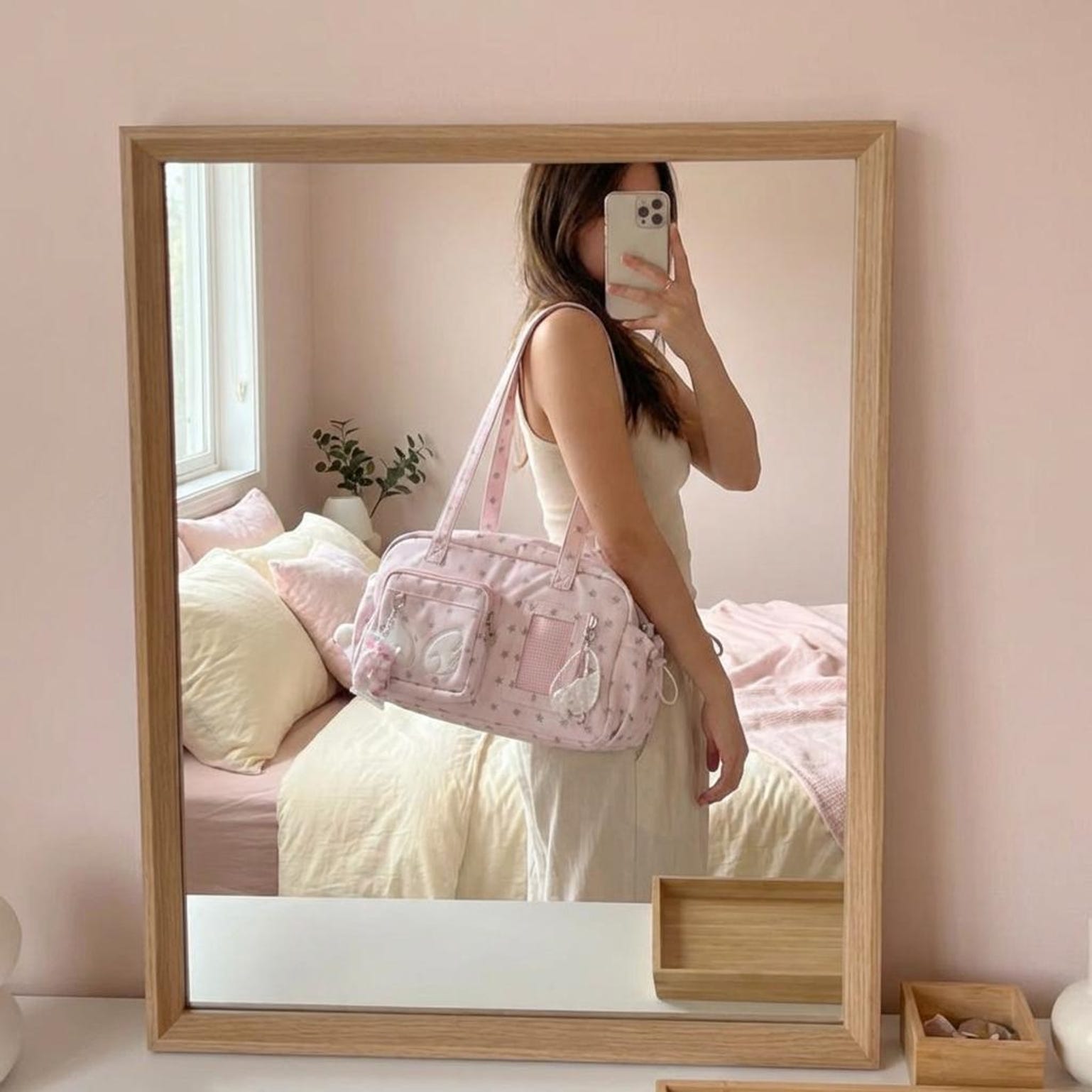 Pastel Kawaii Ita Shoulder Bag with Clear Window for Plushies and Pins Pastel Kawaii Ita Shoulder Bag with Clear Window for Plushies and Pins — crossbody ita bag detail view